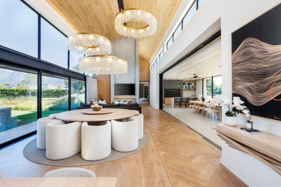 7 Bedroom Property for Sale in Val De Vie Estate Western Cape
